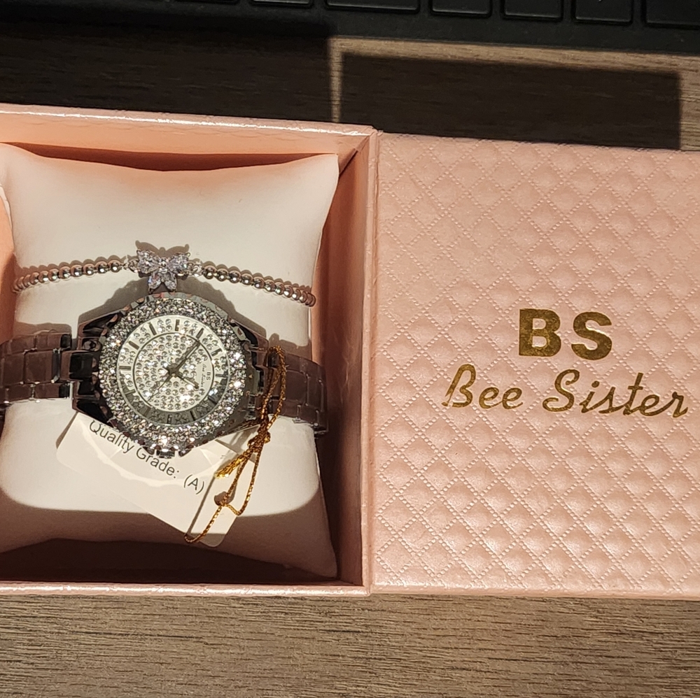 NWT, Silver watch w/ butterfly bracelet